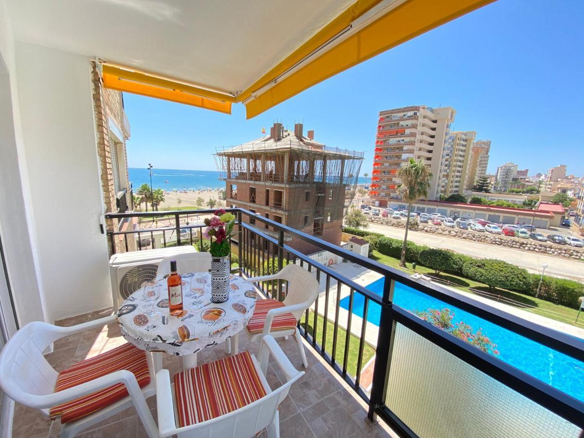 Modern 1 Bedroom Seaside Apartment With Pool フエンヒロラ エクステリア 写真